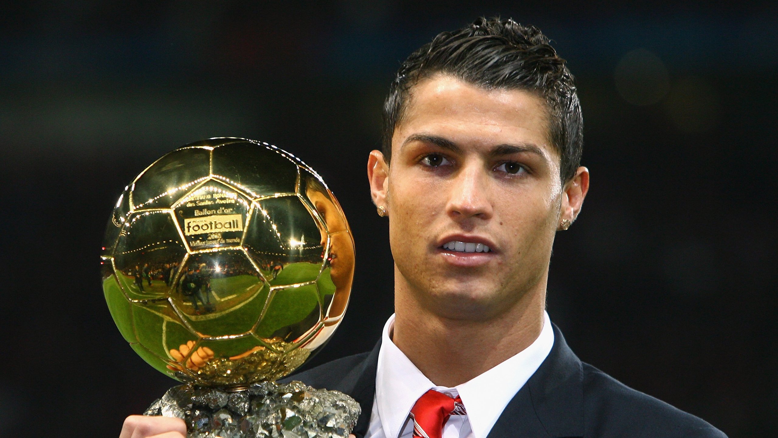 中国跳水队包揽世锦赛十金完美收官 全红婵再现水花消失术创历史新高