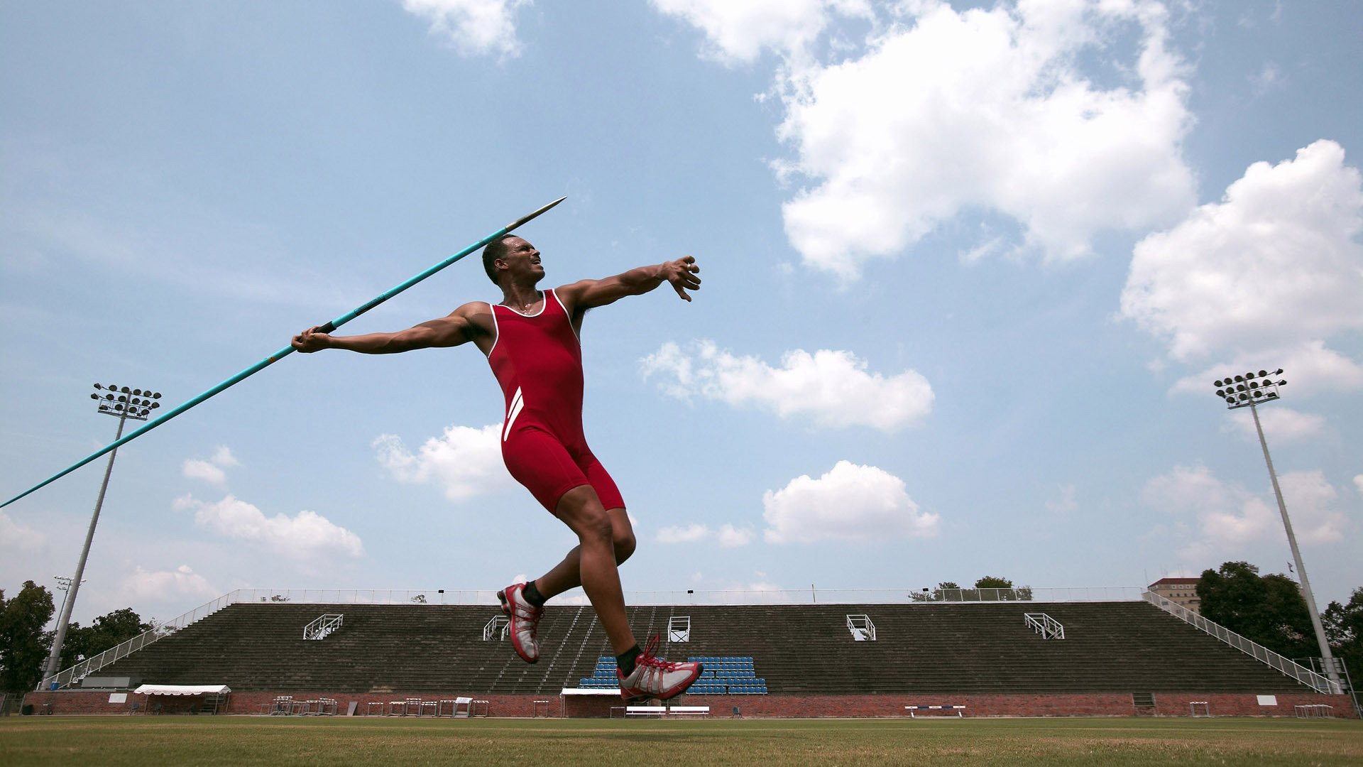 羽生结弦宣布退役转战职业花滑 传奇谢幕开启新篇章